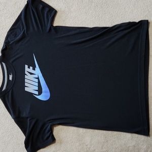 Nike T-Shirt Men's Cut - Large Black